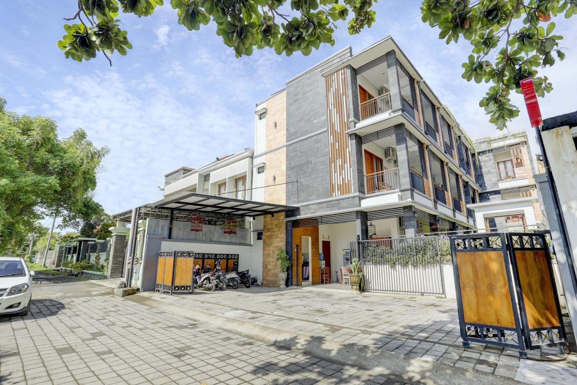 Super Oyo 90232 March 67 Stay Balian Exterior photo